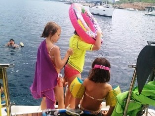 Παιδιά στο σκάφος